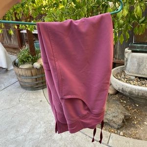 Figs scrub set in quartz (muted pink)